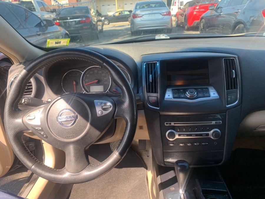 Used Nissan Maxima 4dr Sdn 3.5 SV w/Premium Pkg 2014 | Car Valley Group. Jersey City, New Jersey Used Nissan Maxima 4dr Sdn 3.5 SV w/Premium Pkg 2014 | Car Valley Group. Jersey City, New Jersey