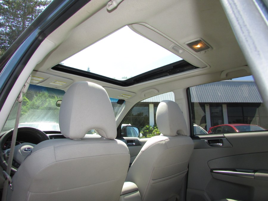 Used Subaru Forester 4dr Man 2.5X Premium 2012 | United Auto Sales of E Windsor, Inc. East Windsor, Connecticut Used Subaru Forester 4dr Man 2.5X Premium 2012 | United Auto Sales of E Windsor, Inc. East Windsor, Connecticut