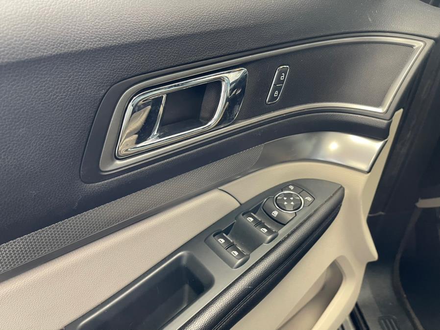 2018 Ford Explorer XLT FWD, available for sale in Inwood, New York | 5 Towns Drive. Inwood, New York 2018 Ford Explorer XLT FWD, available for sale in Inwood, New York | 5 Towns Drive. Inwood, New York