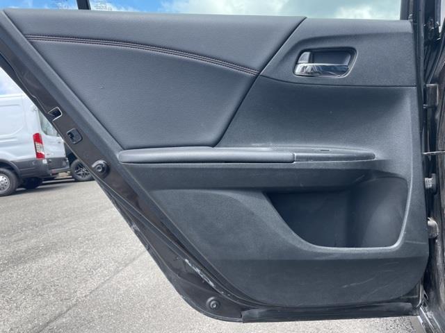 Used Honda Accord Sport Special Edition 2017 | Blasius Federal Road. Brookfield, Connecticut Used Honda Accord Sport Special Edition 2017 | Blasius Federal Road. Brookfield, Connecticut