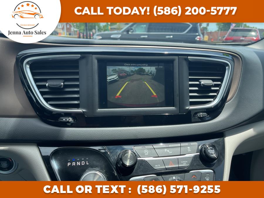 Used Chrysler Pacifica Touring FWD 2018 | Jenna Auto Sale Inc. Roseville, Michigan Used Chrysler Pacifica Touring FWD 2018 | Jenna Auto Sale Inc. Roseville, Michigan