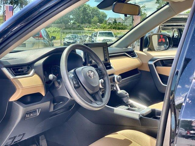 Used Toyota Rav4 LE 2019 | Camy Cars. Great Neck, New York Used Toyota Rav4 LE 2019 | Camy Cars. Great Neck, New York