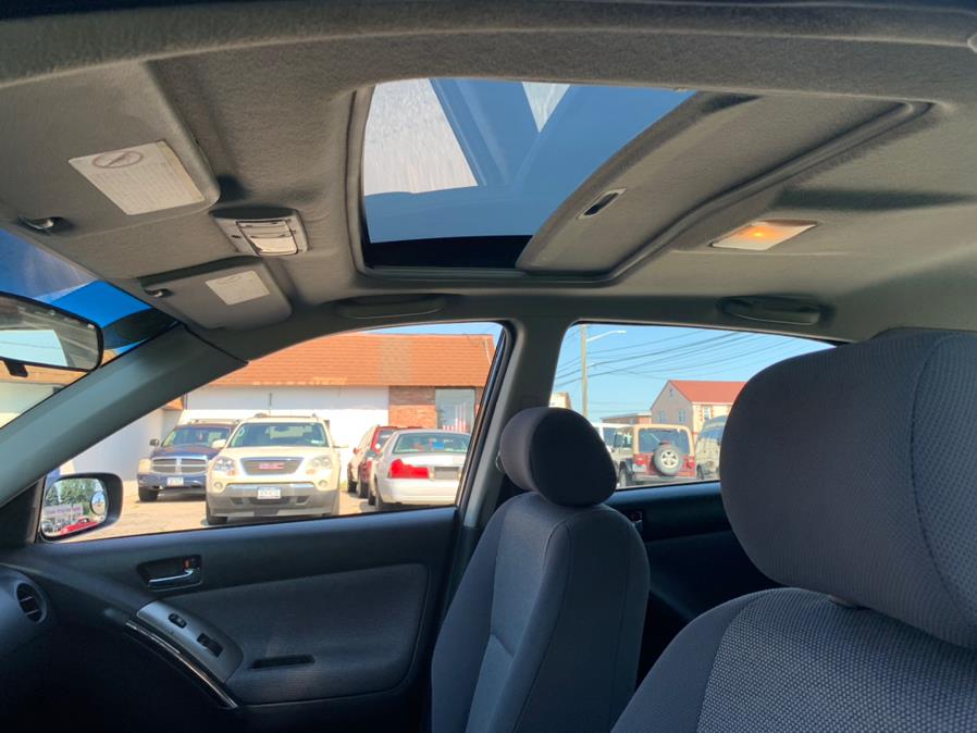 2004 Toyota Matrix 5dr Wgn XR Auto, available for sale in Copiague, New York | Great Buy Auto Sales. Copiague, New York 2004 Toyota Matrix 5dr Wgn XR Auto, available for sale in Copiague, New York | Great Buy Auto Sales. Copiague, New York
