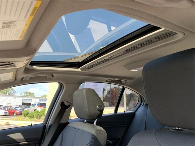 2018 BMW 3 Series 320i xDrive, available for sale in Stratford, Connecticut | Wiz Leasing Inc. Stratford, Connecticut 2018 BMW 3 Series 320i xDrive, available for sale in Stratford, Connecticut | Wiz Leasing Inc. Stratford, Connecticut