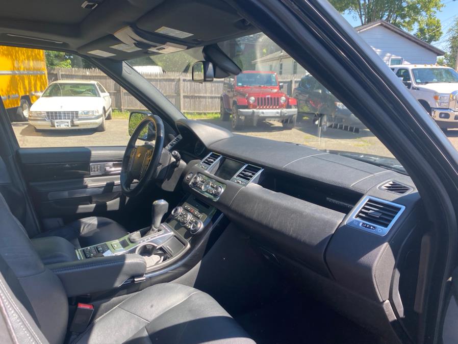 2013 Land Rover Range Rover Sport 4WD 4dr HSE, available for sale in Agawam, Massachusetts | Malkoon Motors. Agawam, Massachusetts 2013 Land Rover Range Rover Sport 4WD 4dr HSE, available for sale in Agawam, Massachusetts | Malkoon Motors. Agawam, Massachusetts