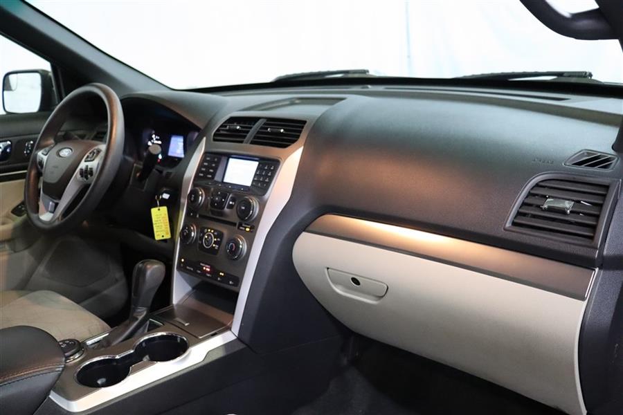 Used Ford Explorer 2015 | Fast Track Motors. Paterson, New Jersey Used Ford Explorer 2015 | Fast Track Motors. Paterson, New Jersey