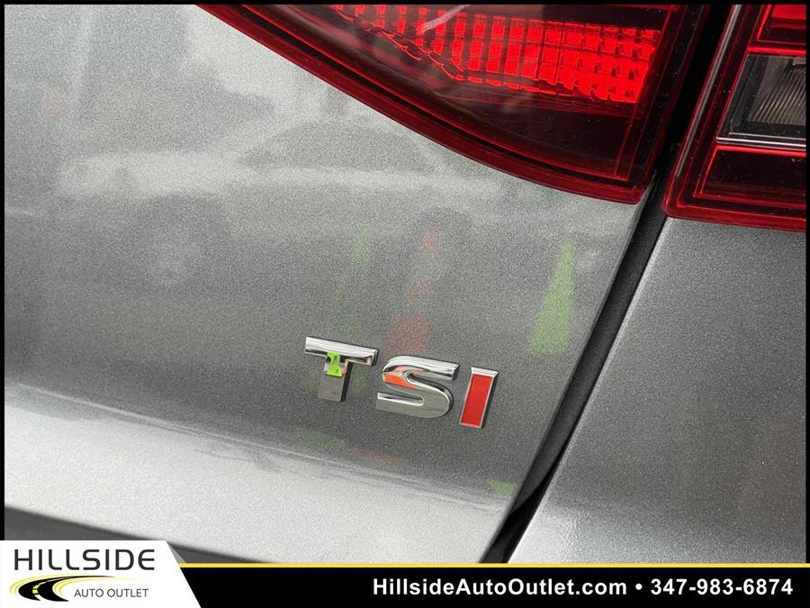 2017 Volkswagen Passat 1.8T SE, available for sale in Jamaica, New York | Hillside Auto Outlet. Jamaica, New York 2017 Volkswagen Passat 1.8T SE, available for sale in Jamaica, New York | Hillside Auto Outlet. Jamaica, New York
