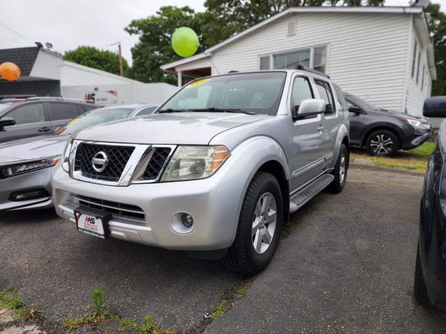 2009 Nissan Pathfinder 4WD 4dr V6 SE, available for sale in Milford, Connecticut | Adonai Auto Sales LLC. Milford, Connecticut 2009 Nissan Pathfinder 4WD 4dr V6 SE, available for sale in Milford, Connecticut | Adonai Auto Sales LLC. Milford, Connecticut