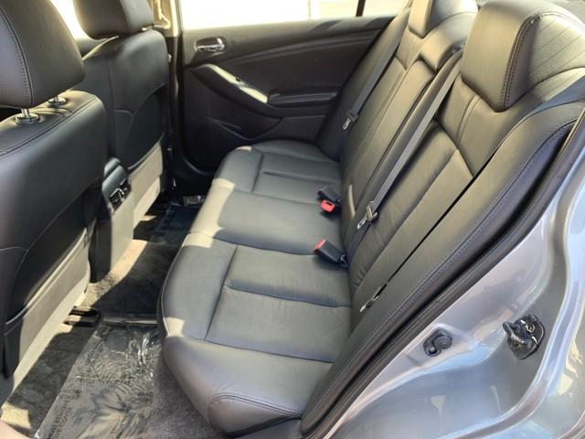 Used Nissan Altima 3.5 SL 2007 | Valentine Motor Company. Forestville, Maryland Used Nissan Altima 3.5 SL 2007 | Valentine Motor Company. Forestville, Maryland