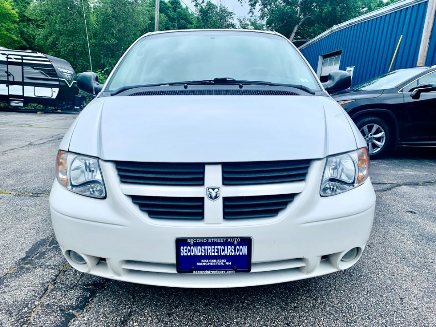 Used Dodge Grand Caravan 4dr SXT 2006 | Second Street Auto Sales Inc. Manchester, New Hampshire Used Dodge Grand Caravan 4dr SXT 2006 | Second Street Auto Sales Inc. Manchester, New Hampshire