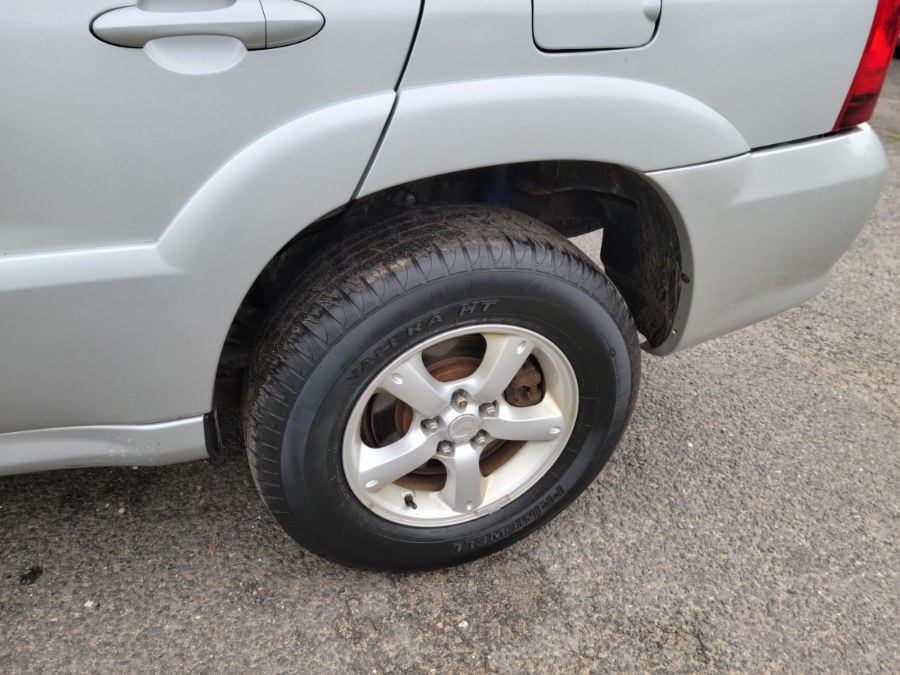 2005 Mazda Tribute 3.0L Auto s 4WD Leather & Sunroof, available for sale in East Windsor, Connecticut | Toro Auto. East Windsor, Connecticut 2005 Mazda Tribute 3.0L Auto s 4WD Leather & Sunroof, available for sale in East Windsor, Connecticut | Toro Auto. East Windsor, Connecticut