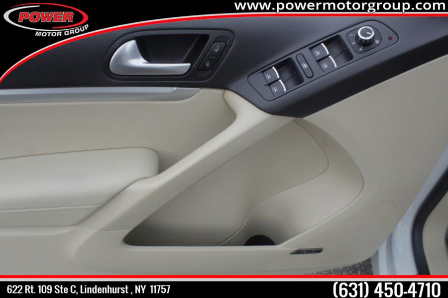 2015 Volkswagen Tiguan R-LINE 4MOTION 4dr Auto R-LINE, available for sale in Lindenhurst, New York | Power Motor Group. Lindenhurst, New York 2015 Volkswagen Tiguan R-LINE 4MOTION 4dr Auto R-LINE, available for sale in Lindenhurst, New York | Power Motor Group. Lindenhurst, New York
