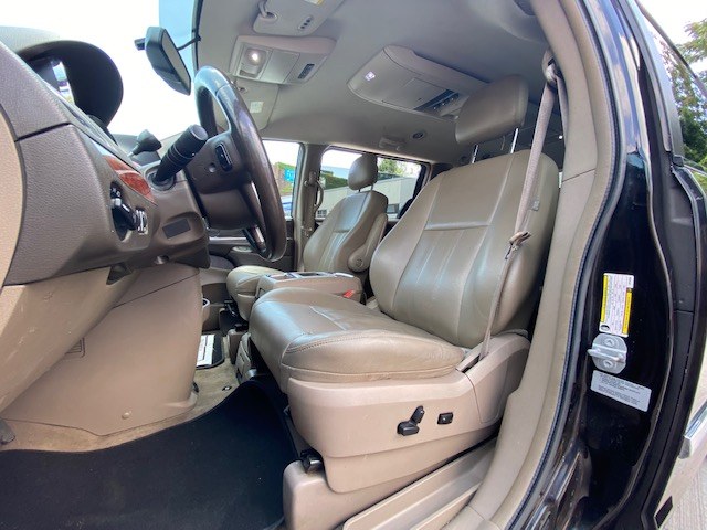 Used Chrysler Town & Country 4dr Wgn Touring 2015 | Wide World Inc. Brooklyn, New York Used Chrysler Town & Country 4dr Wgn Touring 2015 | Wide World Inc. Brooklyn, New York