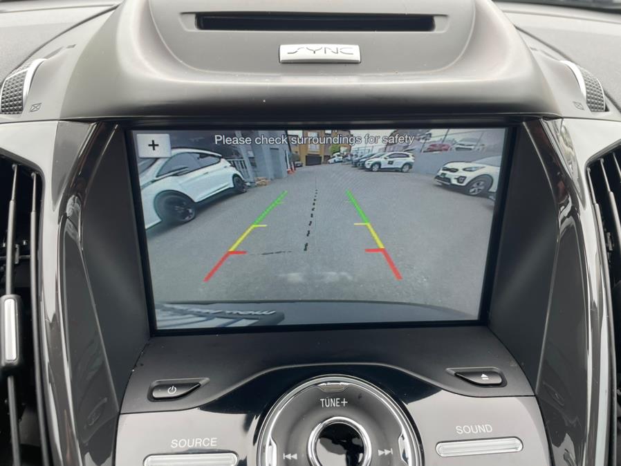 Used Ford C-Max Energi SEL 2016 | Green Light Auto Wholesale. Daly City, California Used Ford C-Max Energi SEL 2016 | Green Light Auto Wholesale. Daly City, California