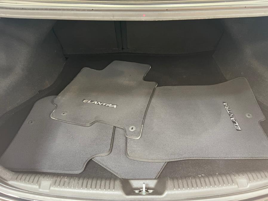 2015 Hyundai Elantra 4dr Sdn Auto SE (Ulsan Plant), available for sale in Massapequa Park, New York | Power Motors East. Massapequa Park, New York 2015 Hyundai Elantra 4dr Sdn Auto SE (Ulsan Plant), available for sale in Massapequa Park, New York | Power Motors East. Massapequa Park, New York