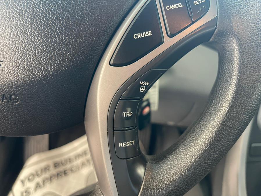 2015 Hyundai Elantra 4dr Sdn Auto SE (Ulsan Plant), available for sale in Massapequa Park, New York | Power Motors East. Massapequa Park, New York 2015 Hyundai Elantra 4dr Sdn Auto SE (Ulsan Plant), available for sale in Massapequa Park, New York | Power Motors East. Massapequa Park, New York