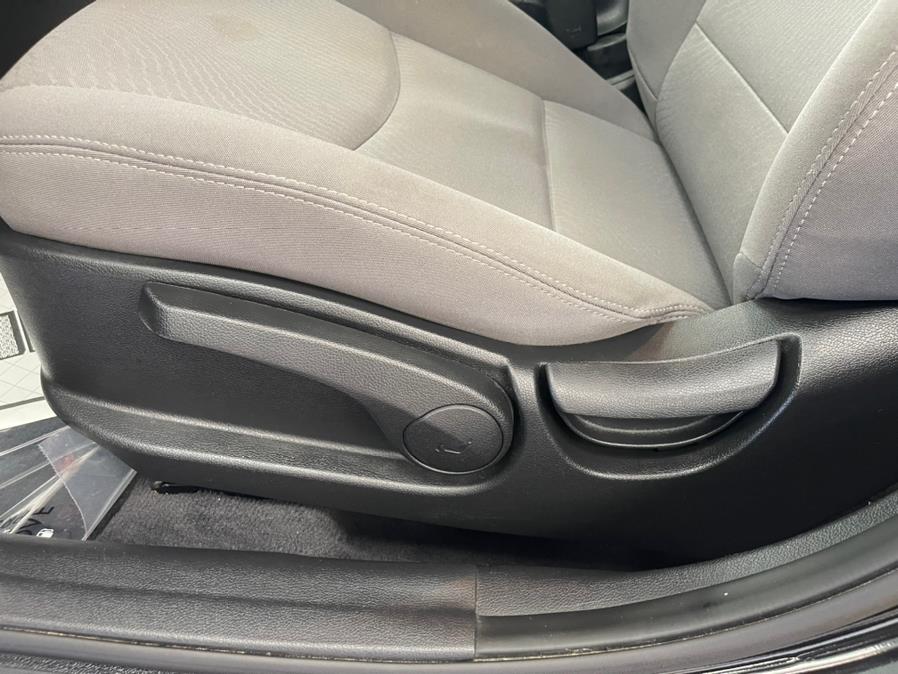 2015 Hyundai Elantra 4dr Sdn Auto SE (Ulsan Plant), available for sale in Massapequa Park, New York | Power Motors East. Massapequa Park, New York 2015 Hyundai Elantra 4dr Sdn Auto SE (Ulsan Plant), available for sale in Massapequa Park, New York | Power Motors East. Massapequa Park, New York