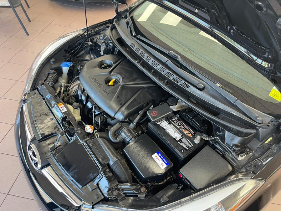 2015 Hyundai Elantra 4dr Sdn Auto SE (Ulsan Plant), available for sale in Massapequa Park, New York | Power Motors East. Massapequa Park, New York 2015 Hyundai Elantra 4dr Sdn Auto SE (Ulsan Plant), available for sale in Massapequa Park, New York | Power Motors East. Massapequa Park, New York