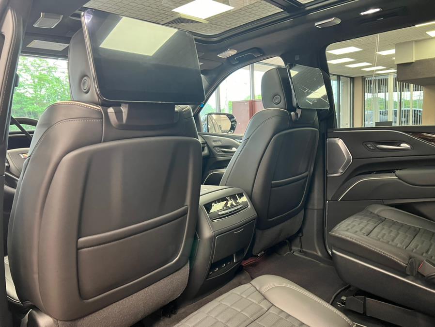 Used Cadillac Escalade ESV 4WD 4dr Sport Platinum 2022 | Power Motors East. Massapequa Park, New York Used Cadillac Escalade ESV 4WD 4dr Sport Platinum 2022 | Power Motors East. Massapequa Park, New York