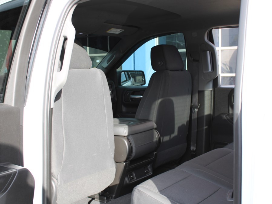 Used Chevrolet Silverado 1500 Custom 2020 | Auto Expo Ent Inc.. Great Neck, New York Used Chevrolet Silverado 1500 Custom 2020 | Auto Expo Ent Inc.. Great Neck, New York