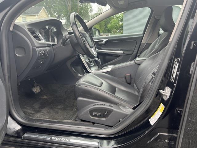 Used Volvo V60 T5 Premier 2015 | Blasius of Danbury. Danbury, Connecticut Used Volvo V60 T5 Premier 2015 | Blasius of Danbury. Danbury, Connecticut