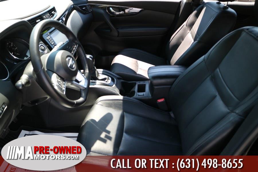 2017 Nissan Rogue Sport FWD SL, available for sale in Huntington Station, New York | M & A Motors. Huntington Station, New York 2017 Nissan Rogue Sport FWD SL, available for sale in Huntington Station, New York | M & A Motors. Huntington Station, New York