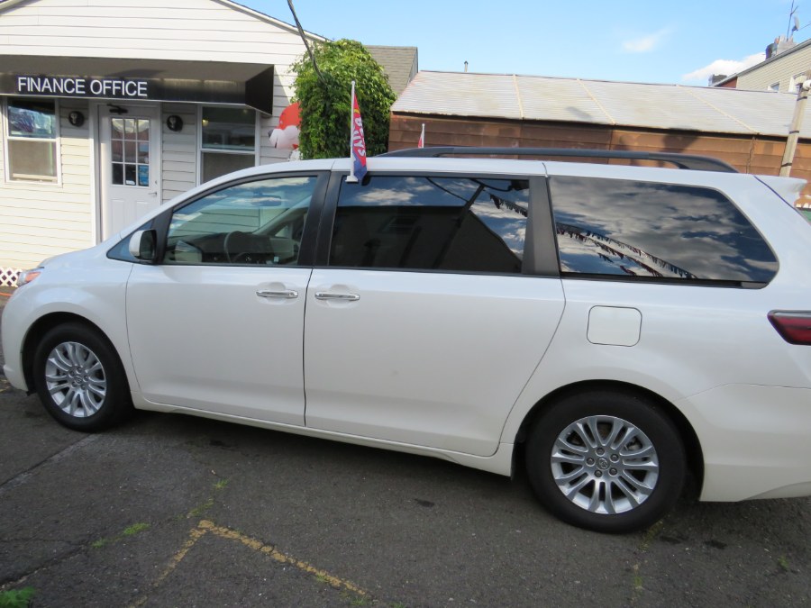 2015 Toyota Sienna XLE Premium 8 Passenger, available for sale in Middle Village, New York | Road Masters II INC. Middle Village, New York 2015 Toyota Sienna XLE Premium 8 Passenger, available for sale in Middle Village, New York | Road Masters II INC. Middle Village, New York
