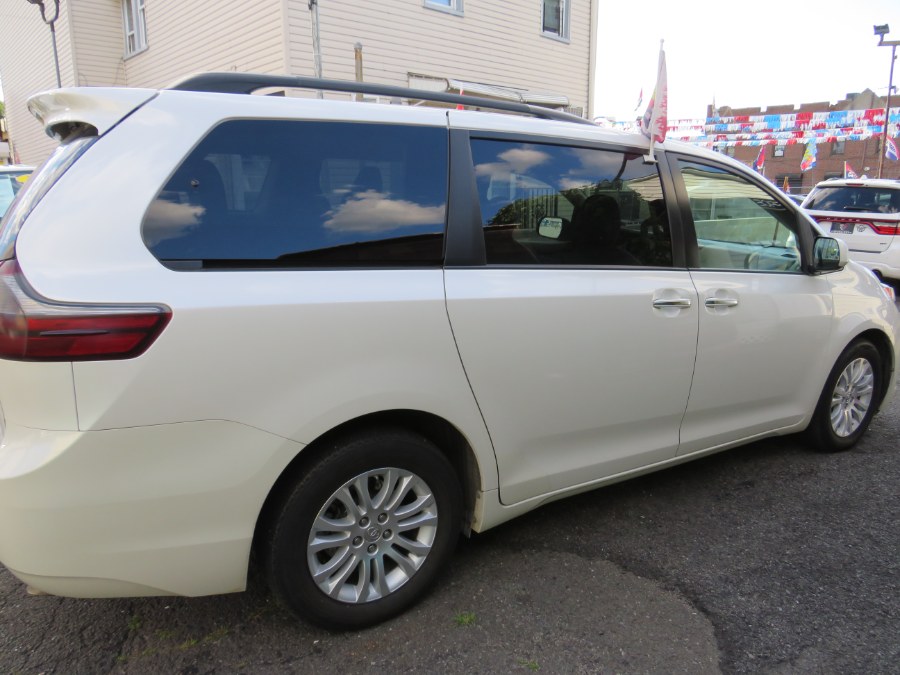 2015 Toyota Sienna XLE Premium 8 Passenger, available for sale in Middle Village, New York | Road Masters II INC. Middle Village, New York 2015 Toyota Sienna XLE Premium 8 Passenger, available for sale in Middle Village, New York | Road Masters II INC. Middle Village, New York