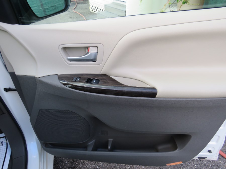2015 Toyota Sienna XLE Premium 8 Passenger, available for sale in Middle Village, New York | Road Masters II INC. Middle Village, New York 2015 Toyota Sienna XLE Premium 8 Passenger, available for sale in Middle Village, New York | Road Masters II INC. Middle Village, New York
