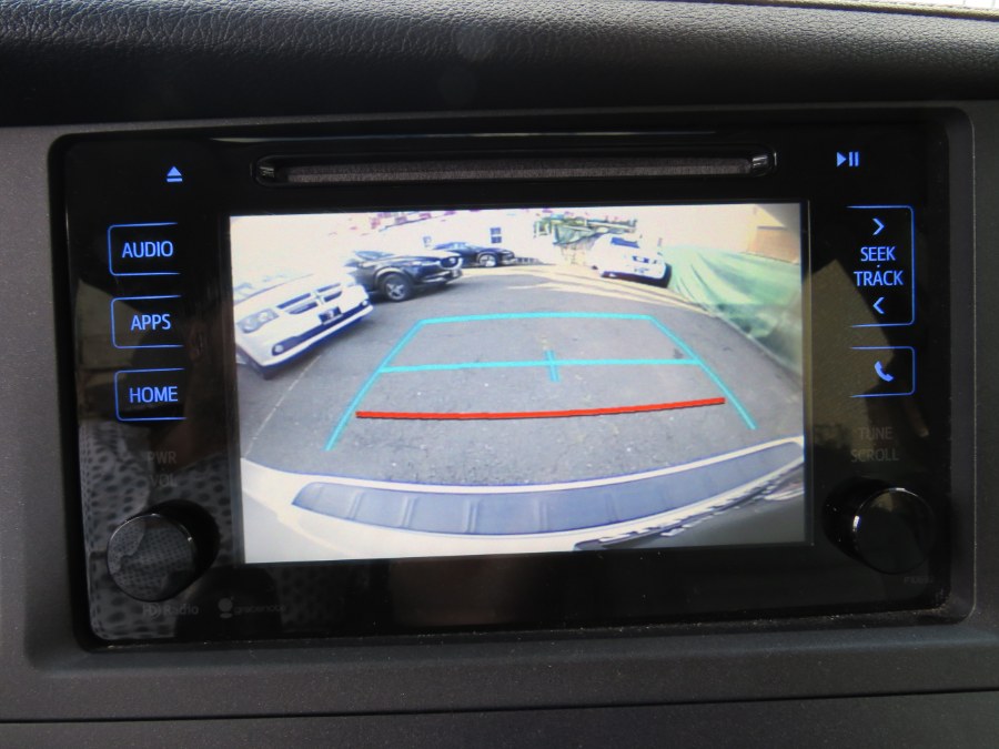 2015 Toyota Sienna XLE Premium 8 Passenger, available for sale in Middle Village, New York | Road Masters II INC. Middle Village, New York 2015 Toyota Sienna XLE Premium 8 Passenger, available for sale in Middle Village, New York | Road Masters II INC. Middle Village, New York