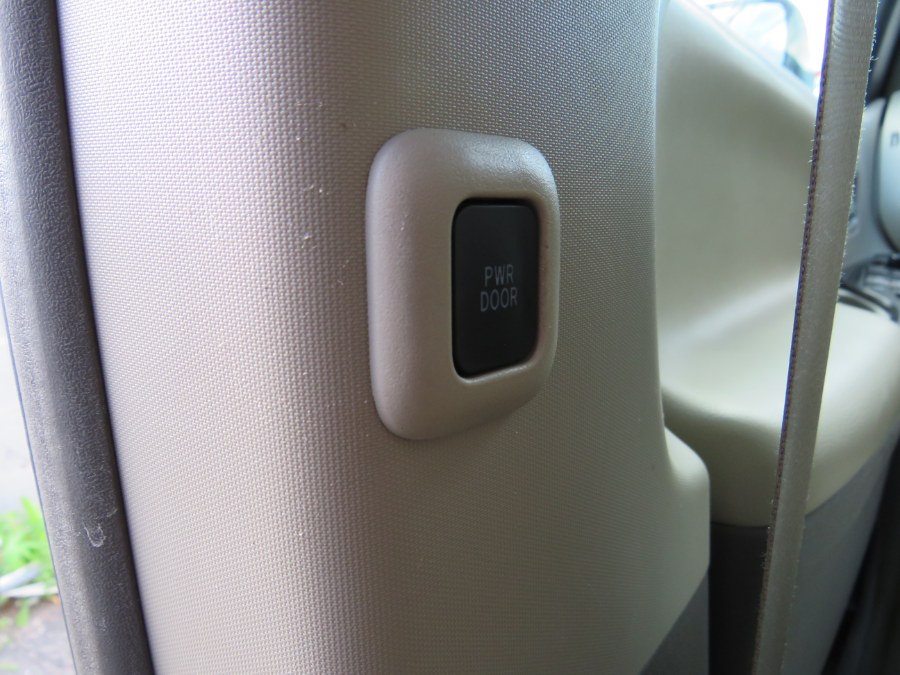 2015 Toyota Sienna XLE Premium 8 Passenger, available for sale in Middle Village, New York | Road Masters II INC. Middle Village, New York 2015 Toyota Sienna XLE Premium 8 Passenger, available for sale in Middle Village, New York | Road Masters II INC. Middle Village, New York