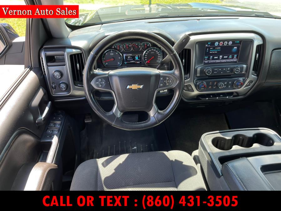 2017 Chevrolet Silverado 1500 4WD Crew Cab 153.0" LT w/1LT, available for sale in Manchester, Connecticut | Vernon Auto Sale & Service. Manchester, Connecticut 2017 Chevrolet Silverado 1500 4WD Crew Cab 153.0" LT w/1LT, available for sale in Manchester, Connecticut | Vernon Auto Sale & Service. Manchester, Connecticut