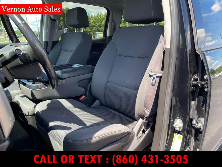 2017 Chevrolet Silverado 1500 4WD Crew Cab 153.0" LT w/1LT, available for sale in Manchester, Connecticut | Vernon Auto Sale & Service. Manchester, Connecticut 2017 Chevrolet Silverado 1500 4WD Crew Cab 153.0" LT w/1LT, available for sale in Manchester, Connecticut | Vernon Auto Sale & Service. Manchester, Connecticut