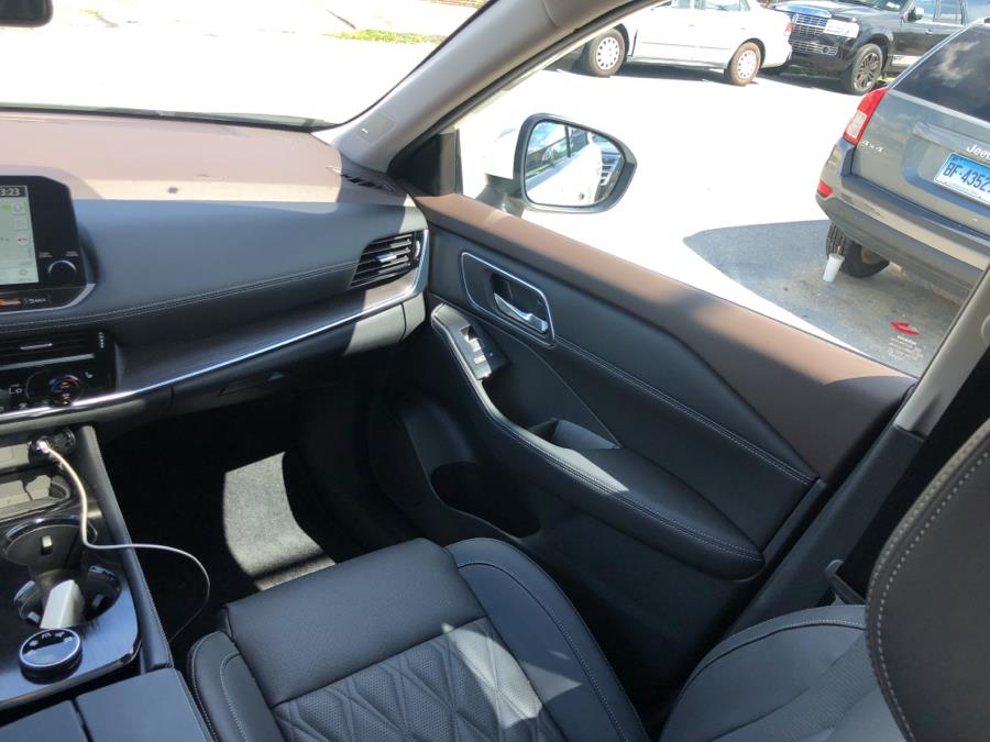 Used Nissan Rogue AWD Platinum 2022 | Signature Auto Sales. Franklin Square, New York Used Nissan Rogue AWD Platinum 2022 | Signature Auto Sales. Franklin Square, New York