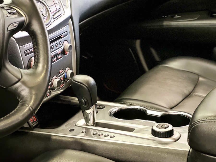 Used Nissan Pathfinder 4x4 SL 2020 | Luxury Motor Club. Franklin Square, New York Used Nissan Pathfinder 4x4 SL 2020 | Luxury Motor Club. Franklin Square, New York