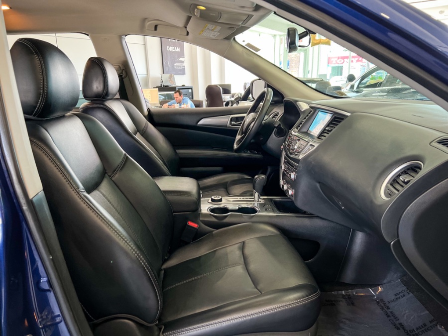Used Nissan Pathfinder 4x4 SL 2020 | Luxury Motor Club. Franklin Square, New York Used Nissan Pathfinder 4x4 SL 2020 | Luxury Motor Club. Franklin Square, New York