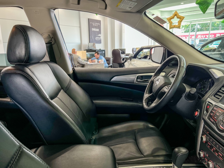 Used Nissan Pathfinder 4x4 SL 2020 | Luxury Motor Club. Franklin Square, New York Used Nissan Pathfinder 4x4 SL 2020 | Luxury Motor Club. Franklin Square, New York