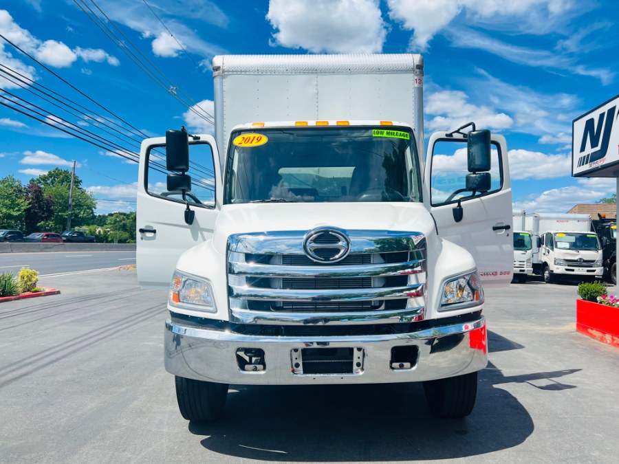2019 HINO 268A 26 FEET DRY BOX + LIFT GATE + NO CDL, available for sale in South Amboy, New Jersey | NJ Truck Spot. South Amboy, New Jersey 2019 HINO 268A 26 FEET DRY BOX + LIFT GATE + NO CDL, available for sale in South Amboy, New Jersey | NJ Truck Spot. South Amboy, New Jersey