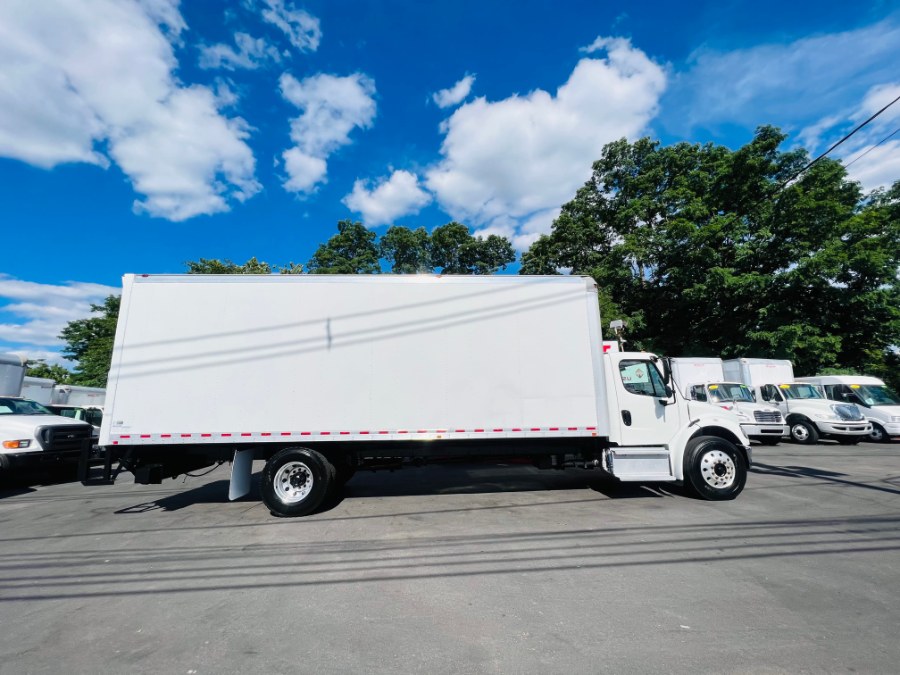 Used Freightliner M2 26 FEET DRY BOX + LIFT GATE + CUMMINS + NO CDL 2016 | NJ Truck Spot. South Amboy, New Jersey Used Freightliner M2 26 FEET DRY BOX + LIFT GATE + CUMMINS + NO CDL 2016 | NJ Truck Spot. South Amboy, New Jersey
