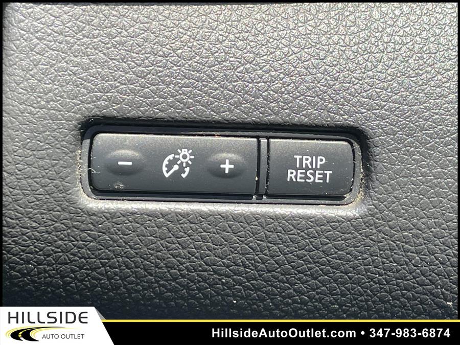 Used Nissan Rogue S 2017 | Hillside Auto Outlet. Jamaica, New York Used Nissan Rogue S 2017 | Hillside Auto Outlet. Jamaica, New York