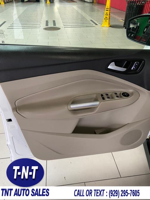 Used Ford C-Max Hybrid 5dr HB SE 2015 | TNT Auto Sales USA inc. Bronx, New York
