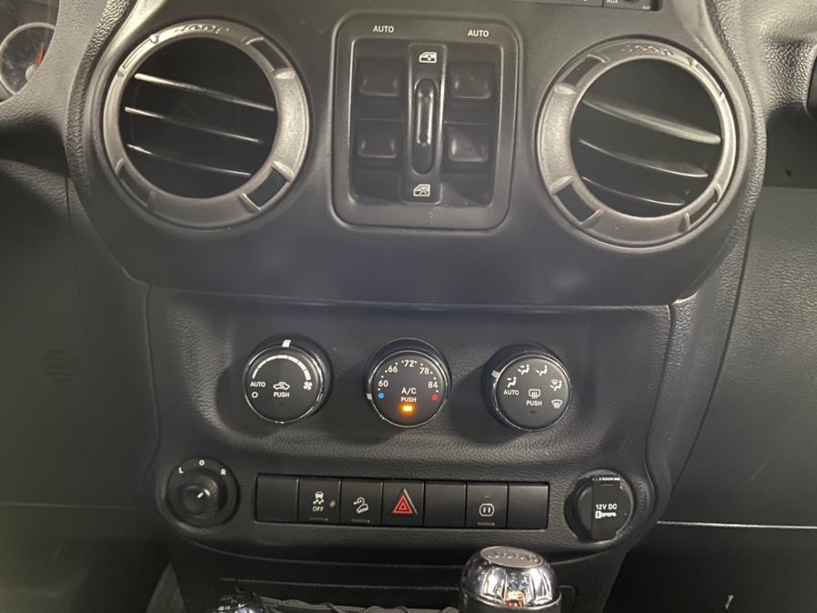 Used Jeep Wrangler Unlimited 4WD 4dr Rubicon 2012 | M Auto Group. Elizabeth, New Jersey Used Jeep Wrangler Unlimited 4WD 4dr Rubicon 2012 | M Auto Group. Elizabeth, New Jersey