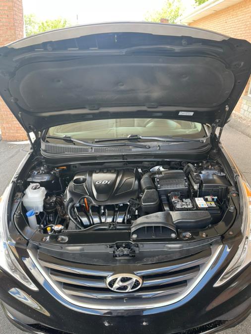 2014 Hyundai Sonata 4dr Sdn 2.4L Auto GLS, available for sale in New Britain, Connecticut | Supreme Automotive. New Britain, Connecticut 2014 Hyundai Sonata 4dr Sdn 2.4L Auto GLS, available for sale in New Britain, Connecticut | Supreme Automotive. New Britain, Connecticut