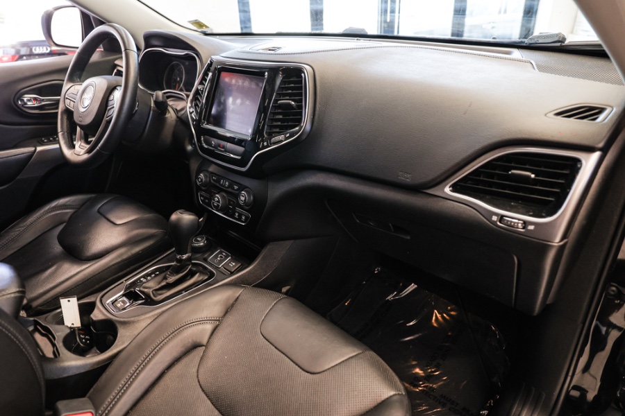 2019 Jeep Cherokee Limited 4x4, available for sale in ELMONT, New York | 26 Motors Long Island. ELMONT, New York 2019 Jeep Cherokee Limited 4x4, available for sale in ELMONT, New York | 26 Motors Long Island. ELMONT, New York