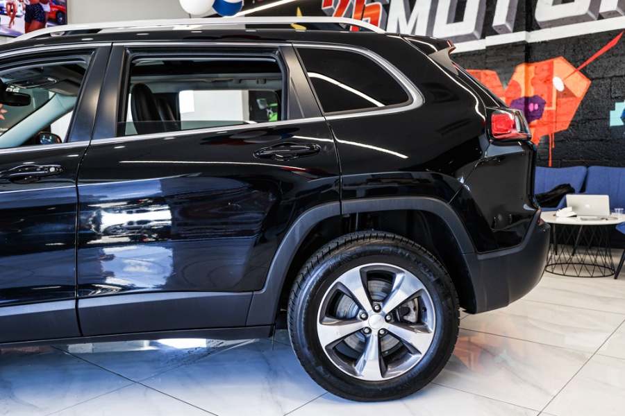 2019 Jeep Cherokee Limited 4x4, available for sale in ELMONT, New York | 26 Motors Long Island. ELMONT, New York 2019 Jeep Cherokee Limited 4x4, available for sale in ELMONT, New York | 26 Motors Long Island. ELMONT, New York