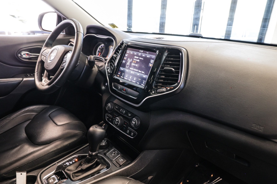 2019 Jeep Cherokee Limited 4x4, available for sale in ELMONT, New York | 26 Motors Long Island. ELMONT, New York 2019 Jeep Cherokee Limited 4x4, available for sale in ELMONT, New York | 26 Motors Long Island. ELMONT, New York
