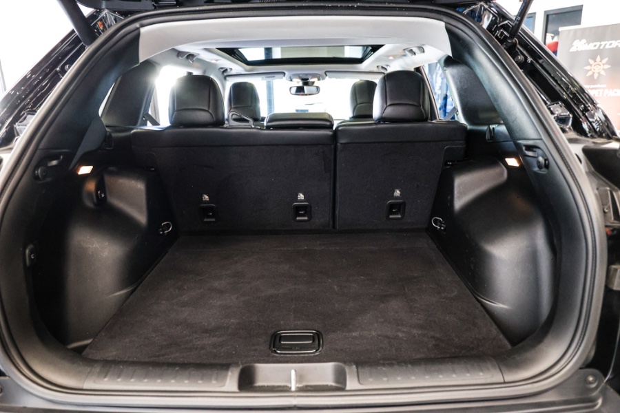 2019 Jeep Cherokee Limited 4x4, available for sale in ELMONT, New York | 26 Motors Long Island. ELMONT, New York 2019 Jeep Cherokee Limited 4x4, available for sale in ELMONT, New York | 26 Motors Long Island. ELMONT, New York