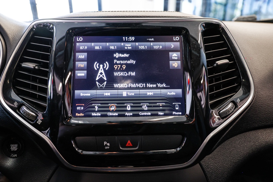 2019 Jeep Cherokee Limited 4x4, available for sale in ELMONT, New York | 26 Motors Long Island. ELMONT, New York 2019 Jeep Cherokee Limited 4x4, available for sale in ELMONT, New York | 26 Motors Long Island. ELMONT, New York