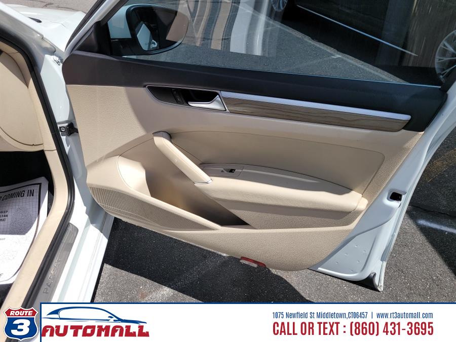Used Volkswagen Passat 1.8T SE w/Technology Auto 2017 | RT 3 AUTO MALL LLC. Middletown, Connecticut Used Volkswagen Passat 1.8T SE w/Technology Auto 2017 | RT 3 AUTO MALL LLC. Middletown, Connecticut