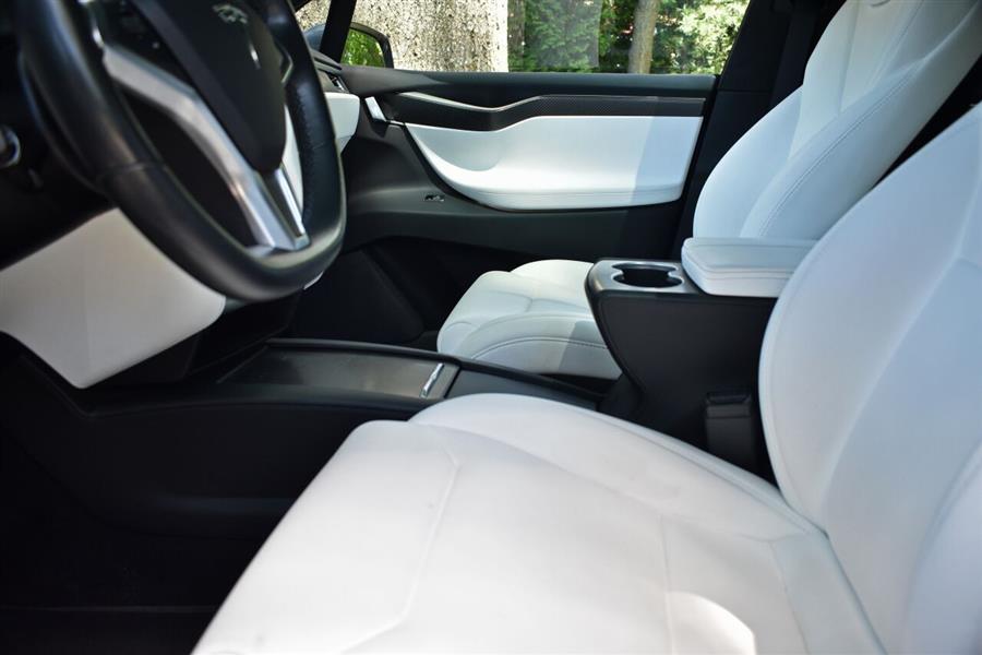 2017 Tesla Model x 75D AWD 4dr SUV, available for sale in Great Neck, New York | Camy Cars. Great Neck, New York 2017 Tesla Model x 75D AWD 4dr SUV, available for sale in Great Neck, New York | Camy Cars. Great Neck, New York